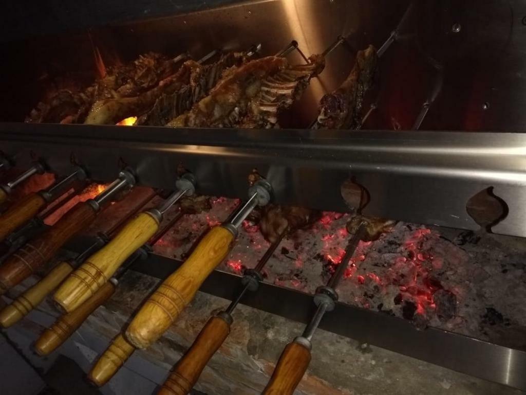 Aventura En Esquina Hotel Esquina  Kültér fotó